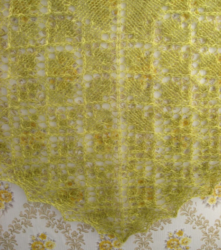 blocked lace detail